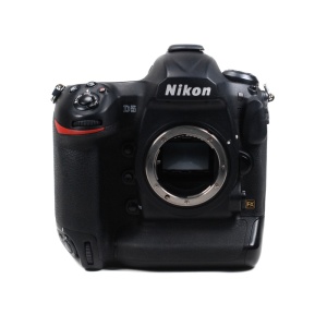 Used Nikon D5 Body only